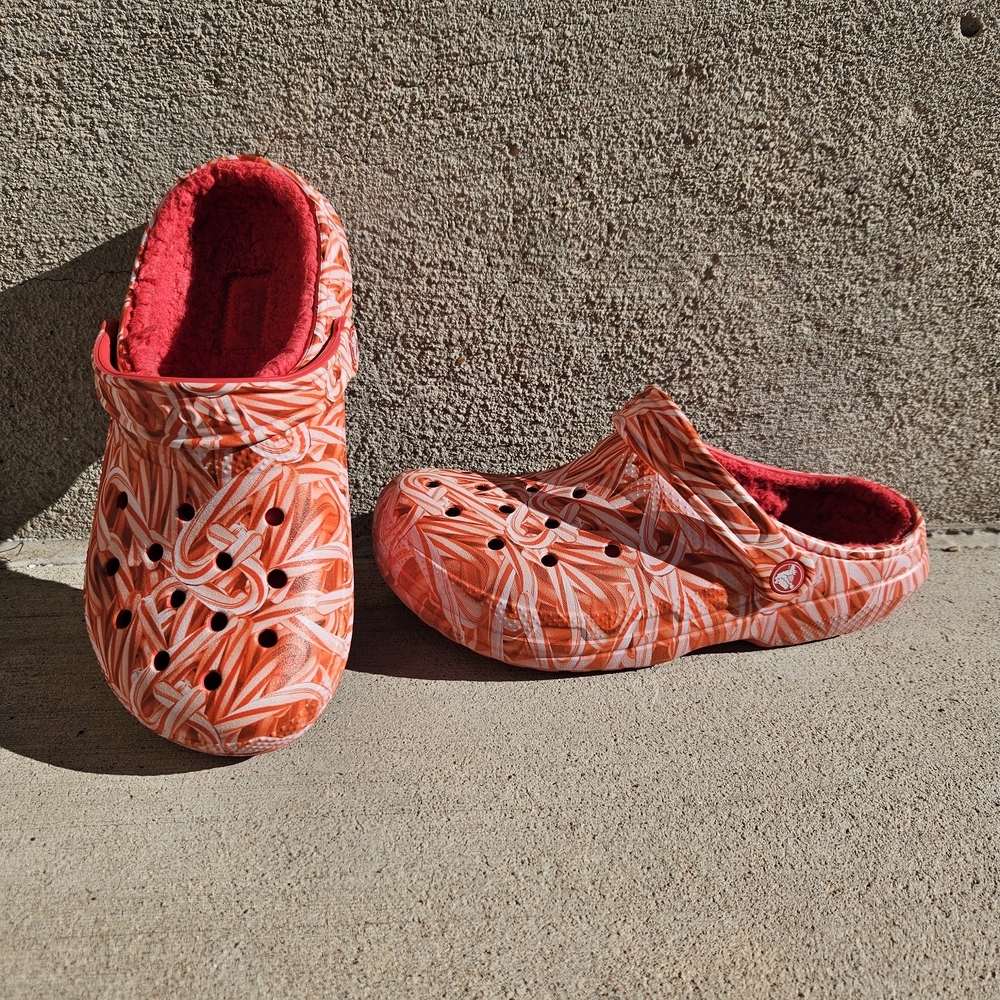 Women's Candy Cane Lined Crocs View 2